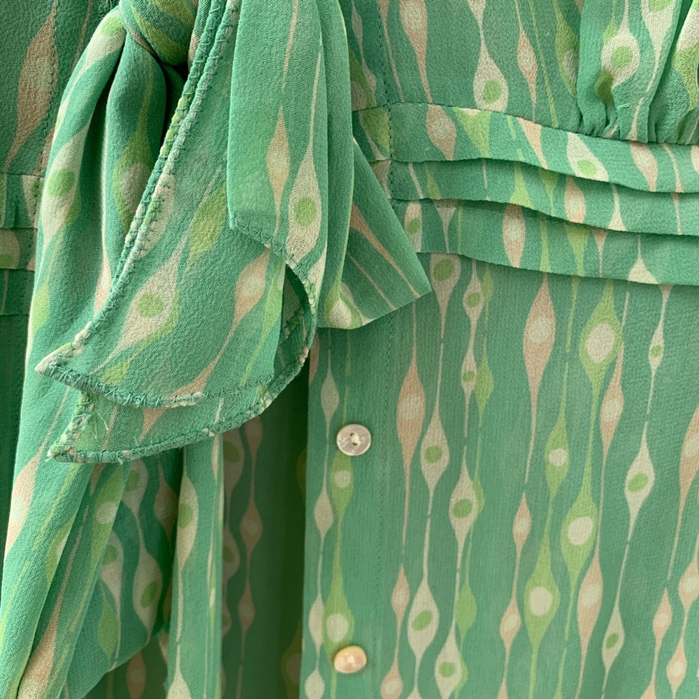 ❤️Aqua Blue Shear Patterned Button Blouse-Medium - Picture 5 of 6